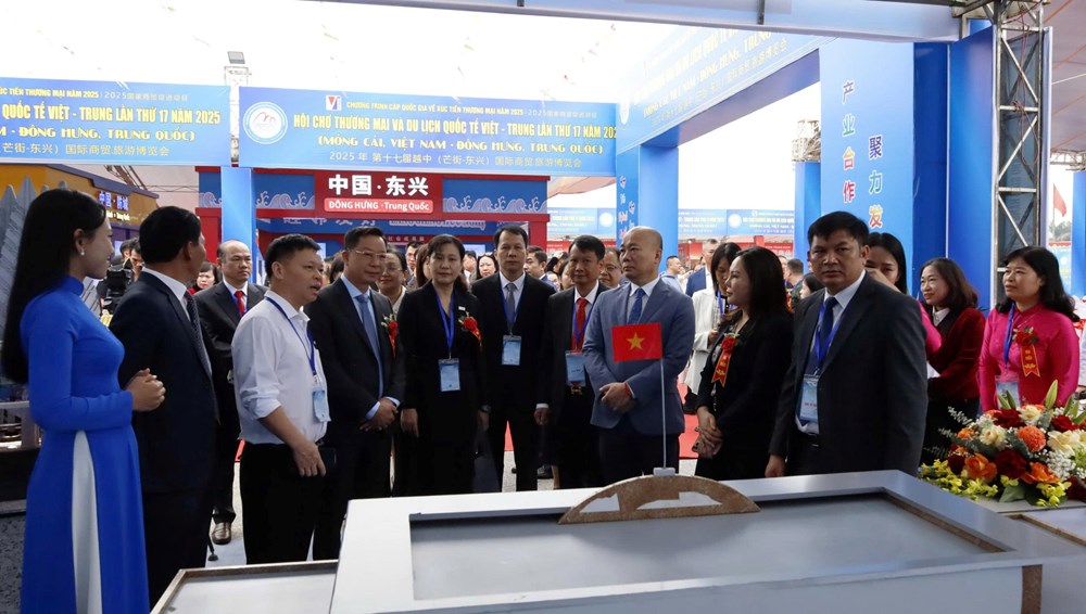 Tăng cường kết nối trên tuyến biên giới năng động của khu vực - ảnh 5