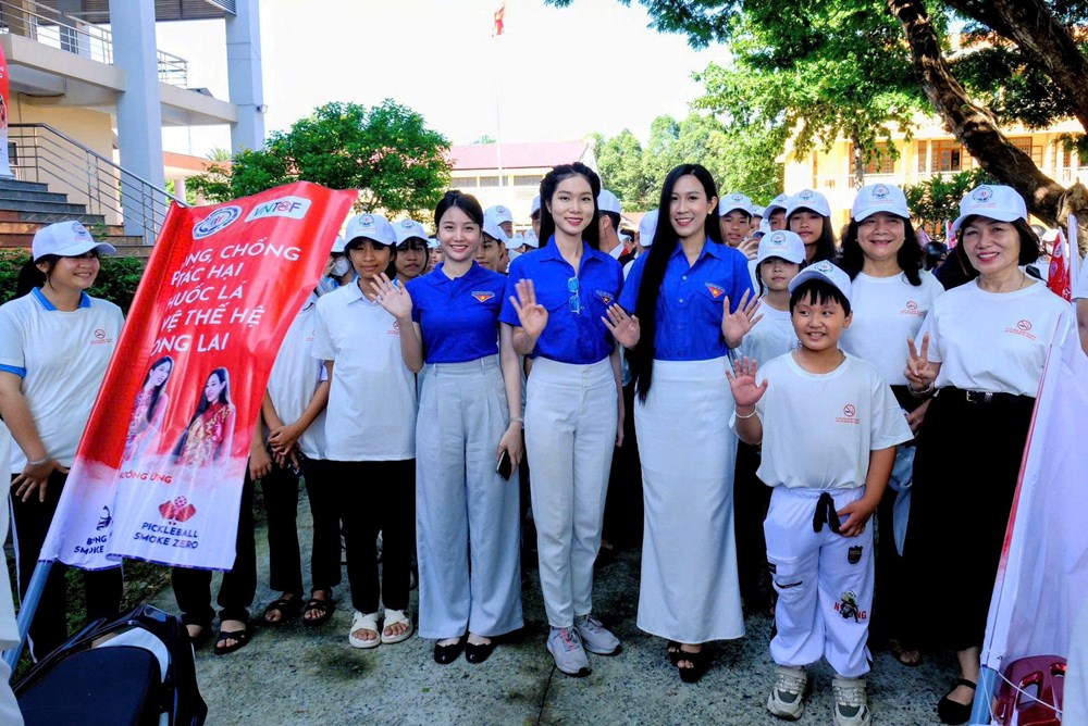 Vẻ đẹp tri thức đồng hành cùng trách nhiệm vì sức khỏe cộng đồng - ảnh 1