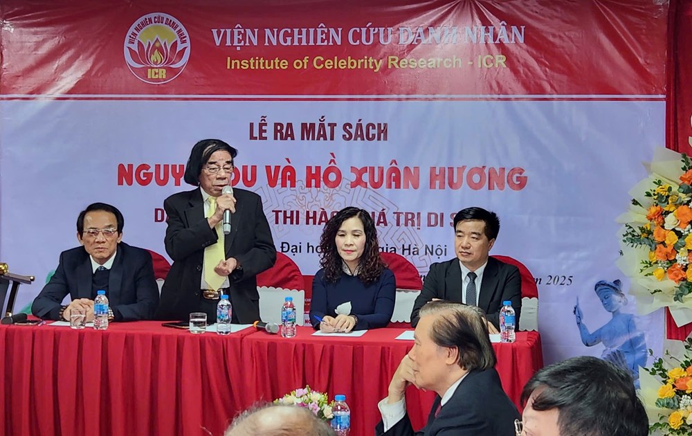 Ra mắt sách “Nguyễn Du và Hồ Xuân Hương: Danh nhân - Thi hào - Giá trị di sản“ - ảnh 4