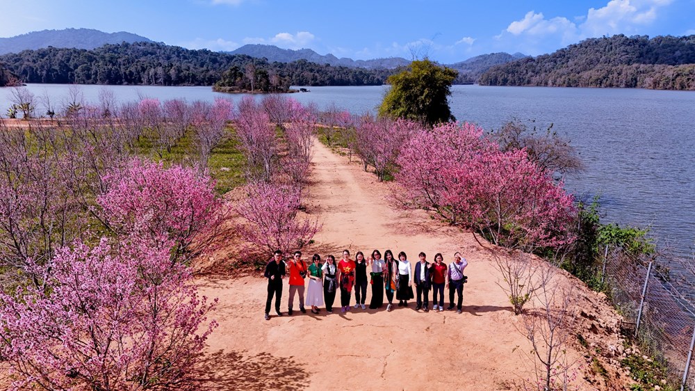 Điểm hẹn văn hóa - du lịch đầu xuân của Điện Biên - ảnh 2