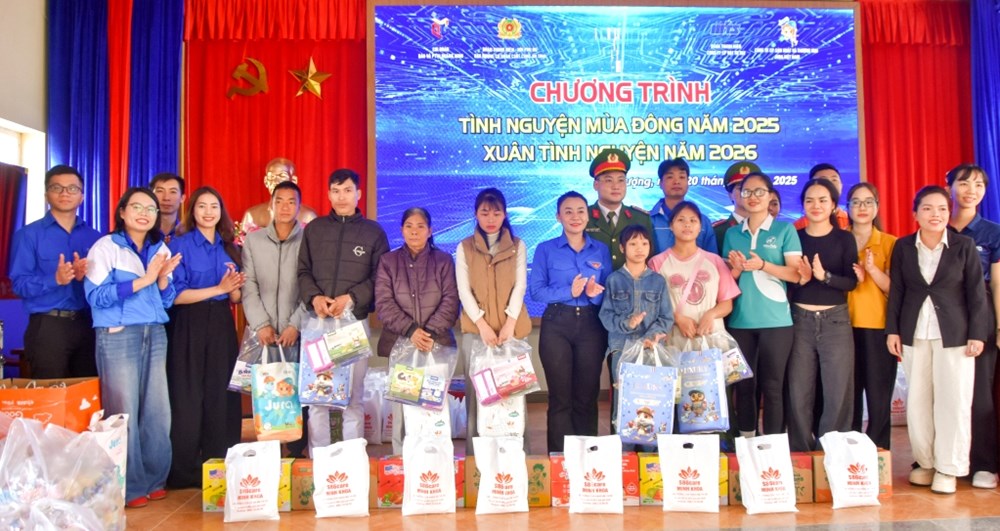 Chuẩn bị chu đáo để mọi người dân đều có Tết - ảnh 1