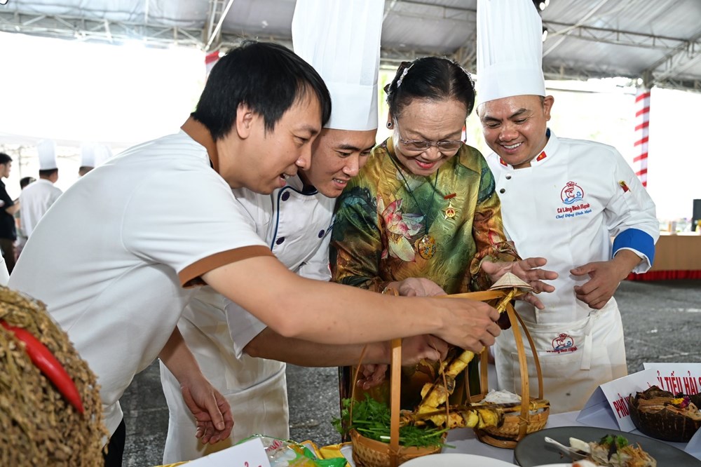 Ẩm thực - “sức mạnh mềm” của du lịch Việt Nam - ảnh 3