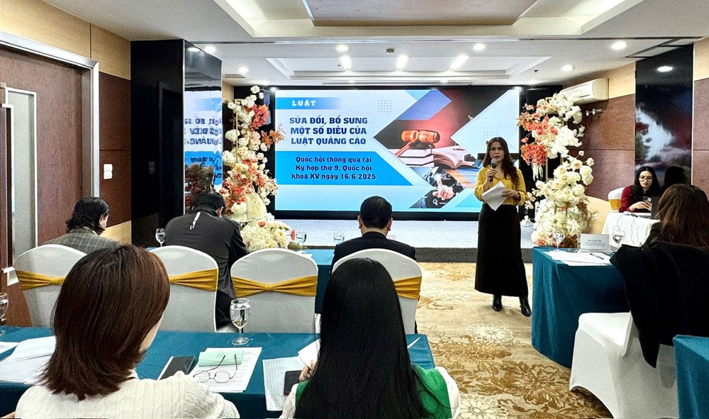 Kiến tạo không gian quảng cáo văn minh - ảnh 2