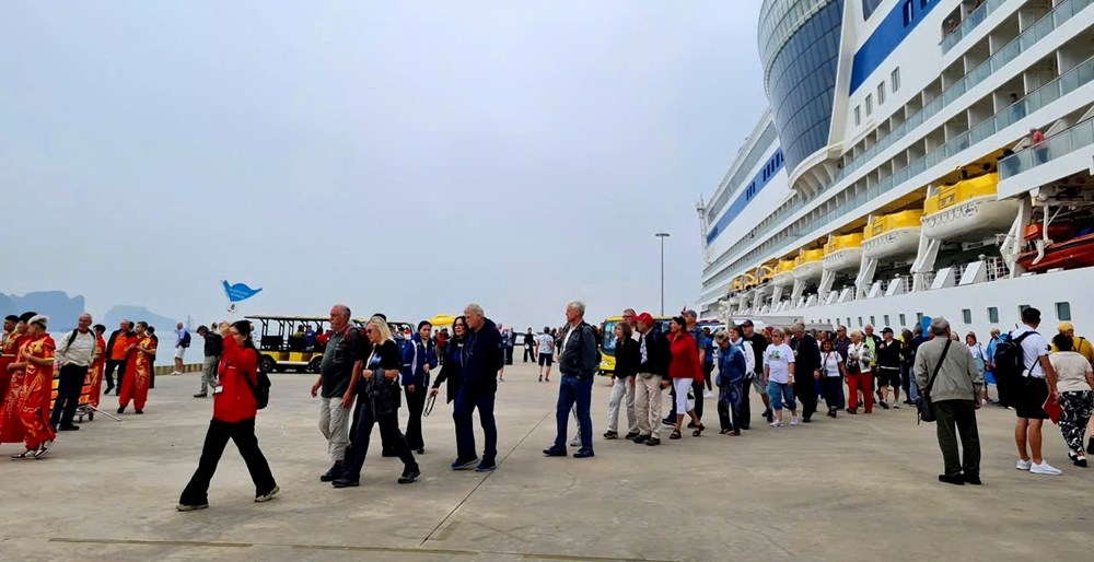 Du lịch Quảng Ninh: Khi số liệu đặt ra yêu cầu phát triển theo chiều sâu - ảnh 2