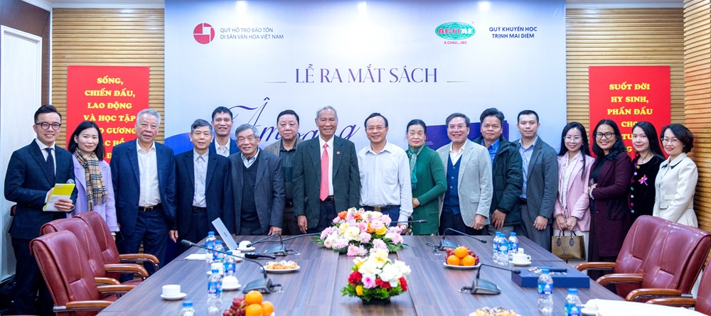 Ra mắt cuốn sách ảnh “Âm vang 80 năm Cách mạng Tháng Tám và Quốc khánh 2.9” - ảnh 5