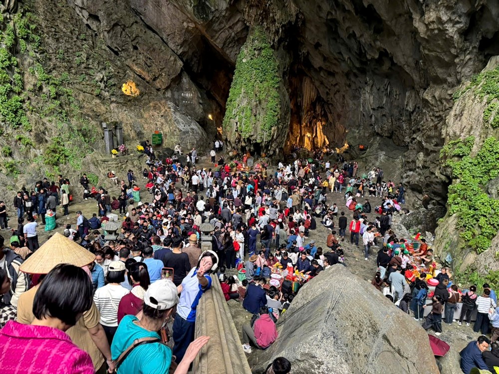 Theo chân đoàn kiểm tra thực địa mùa lễ hội tại chùa Hương  - ảnh 6