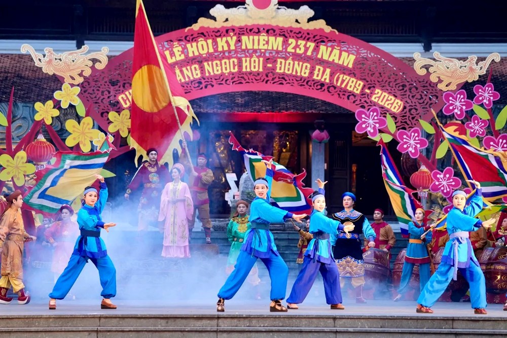 Bản hùng ca lịch sử vang dội giữa lòng Thủ đô - ảnh 2