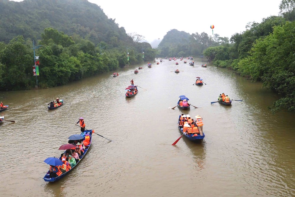 Cả nước ước đón và phục vụ 14 triệu lượt khách dịp Tết Bính Ngọ 2026 - ảnh 8