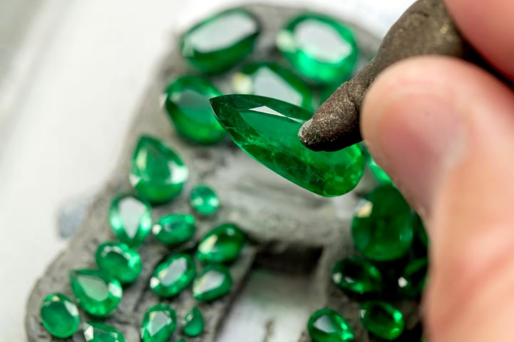 Viên đá nhỏ mang theo ánh sáng của một nền văn minh - ảnh 2