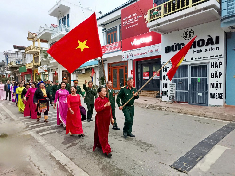 Quảng Ninh: Hơn một triệu cử tri nô nức trong Ngày hội non sông - ảnh 4