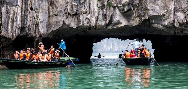 Siết chặt an toàn để nâng chuẩn điểm đến di sản vịnh Hạ Long - ảnh 2