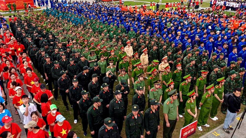 Hơn 34.000 người hưởng ứng Ngày chạy Olympic tại Quảng Ninh - ảnh 12