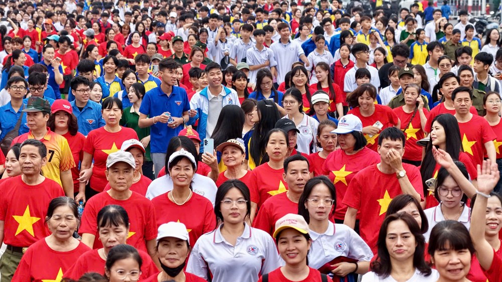 Hơn 34.000 người hưởng ứng Ngày chạy Olympic tại Quảng Ninh - ảnh 11