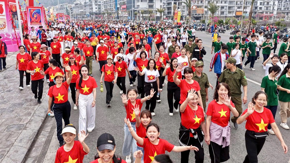 Hơn 34.000 người hưởng ứng Ngày chạy Olympic tại Quảng Ninh - ảnh 10