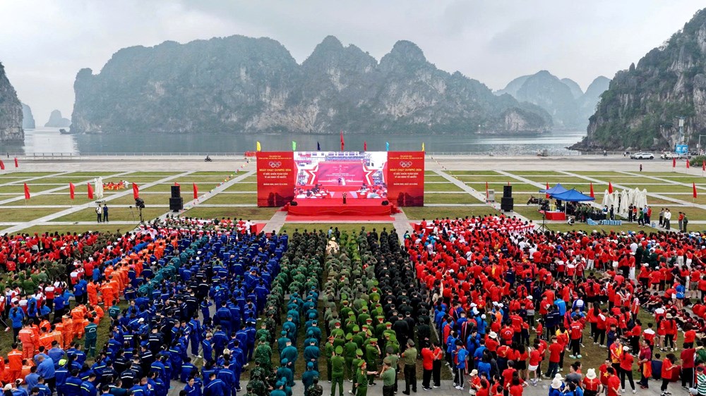 Hơn 34.000 người hưởng ứng Ngày chạy Olympic tại Quảng Ninh - ảnh 3