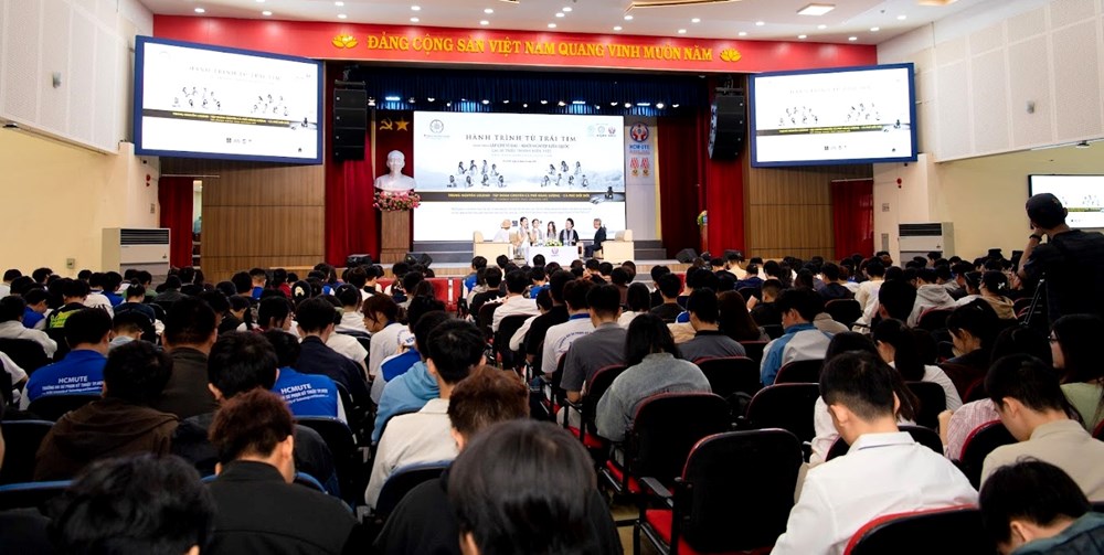 Hành trình từ những cuốn sách đến khát vọng kiến tạo tương lai - ảnh 9