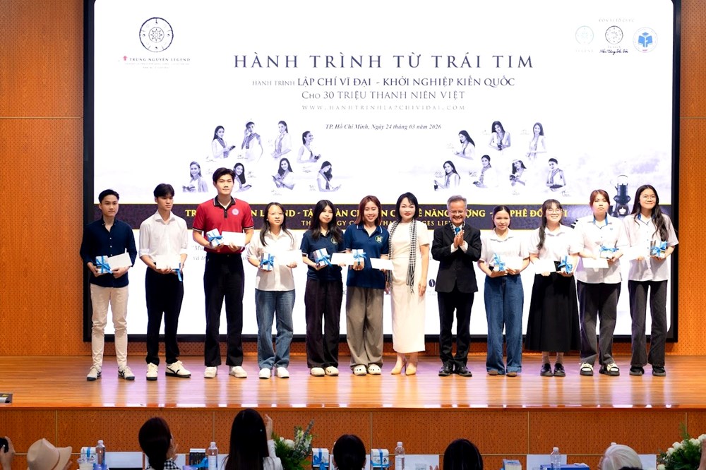 Hành trình từ những cuốn sách đến khát vọng kiến tạo tương lai - ảnh 6