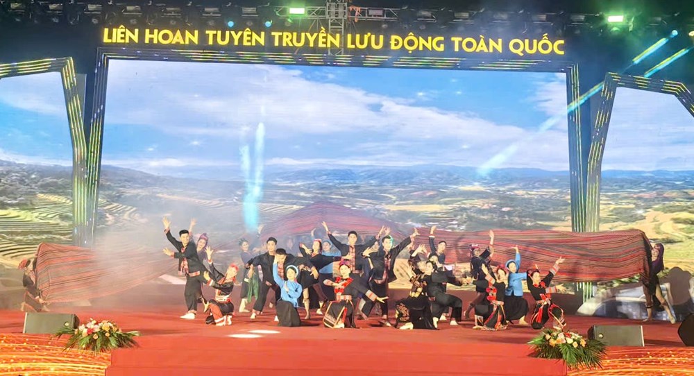 Liên hoan Tuyên truyền lưu động toàn quốc: Tuyên truyền cơ sở - “mạch dẫn” niềm tin - ảnh 8
