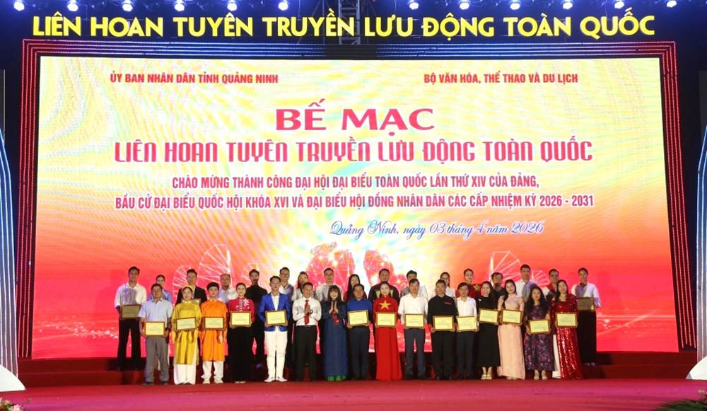 Bế mạc Liên hoan Tuyên truyền lưu động toàn quốc - ảnh 1