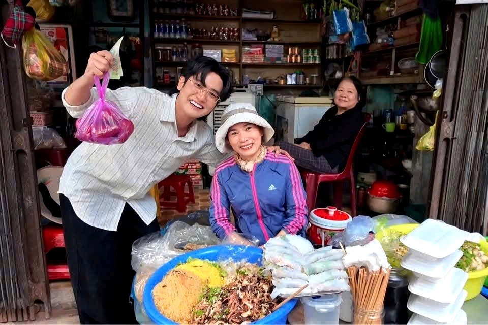 “Quan không gờ” đưa chợ truyền thống đến gần với mọi người - ảnh 1