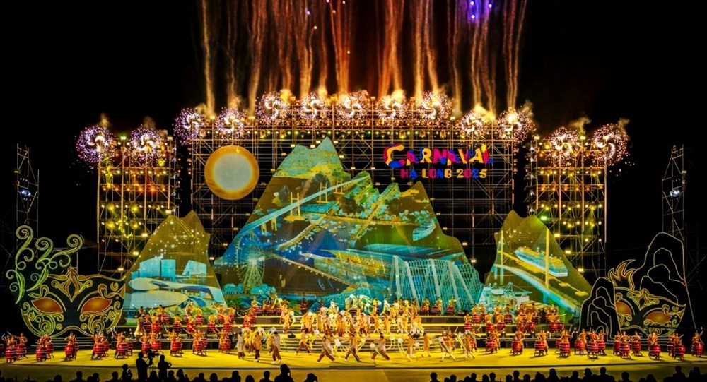 Hạ Long rực sáng mùa hè - ảnh 2