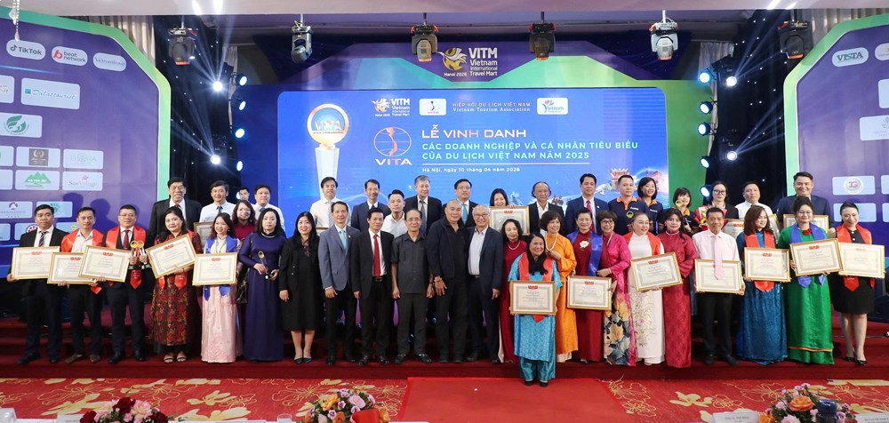 Hiệp hội Du lịch Việt Nam vinh danh 221 tập thể, cá nhân tiêu biểu năm 2025 - ảnh 1