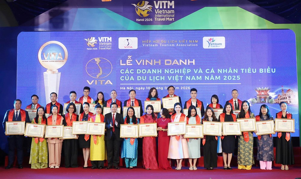Hiệp hội Du lịch Việt Nam vinh danh 221 tập thể, cá nhân tiêu biểu năm 2025 - ảnh 9