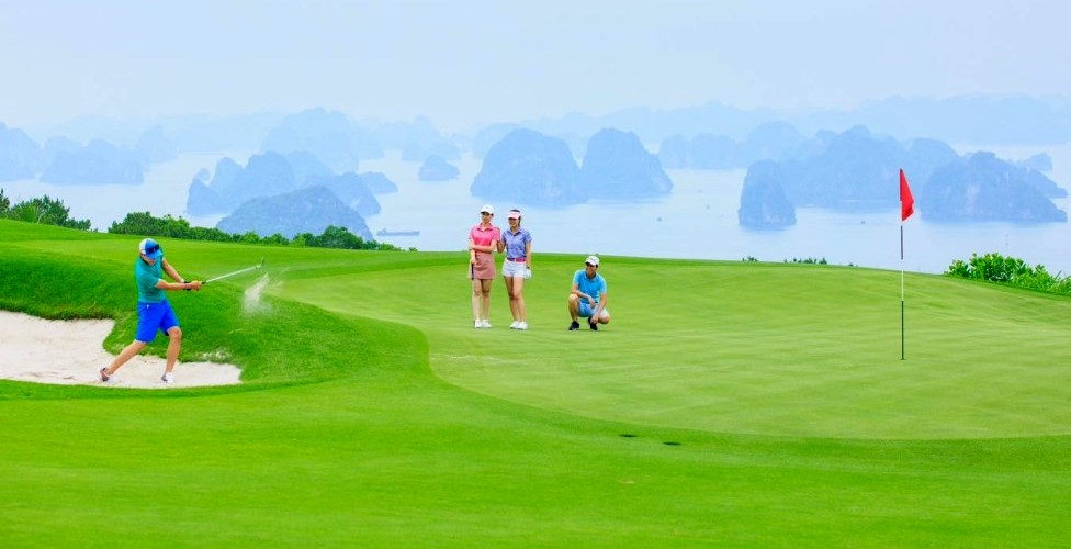 Quảng Ninh “vào guồng” đón dòng khách lớn - ảnh 4