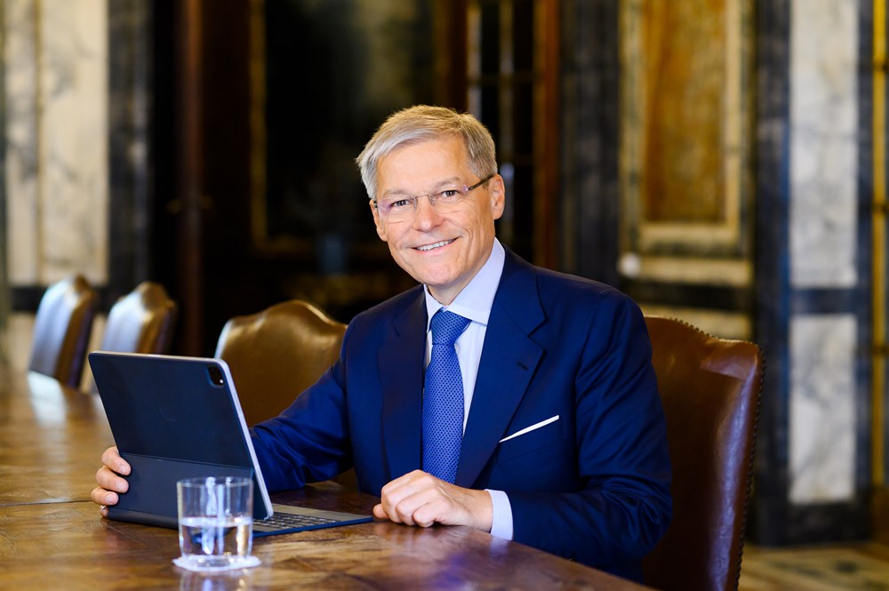 Cựu Thủ tướng Romania được đề cử làm Tổng Thư ký Tổ chức quốc tế Pháp ngữ - ảnh 1