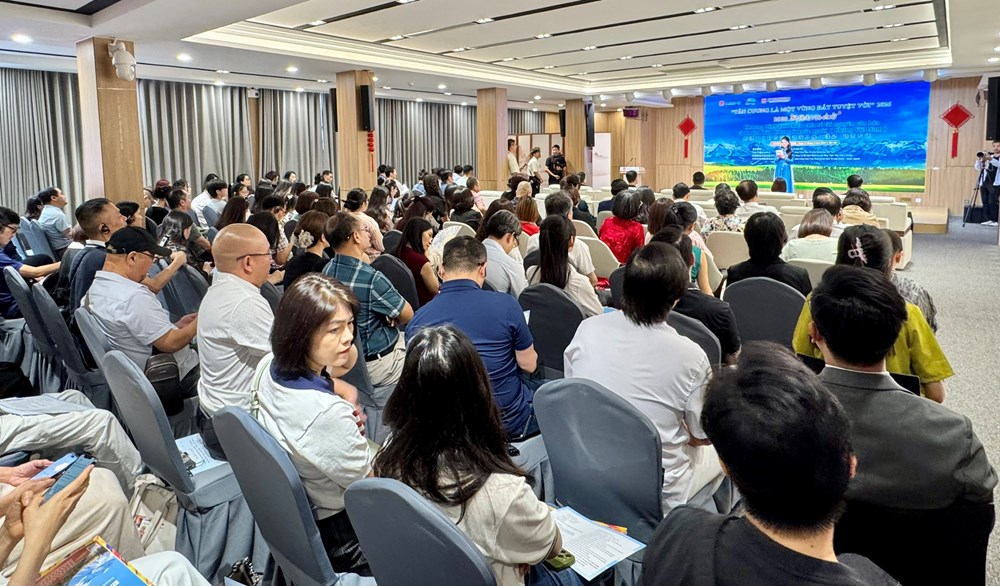 Giới thiệu Tân Cương tại Hà Nội - ảnh 1