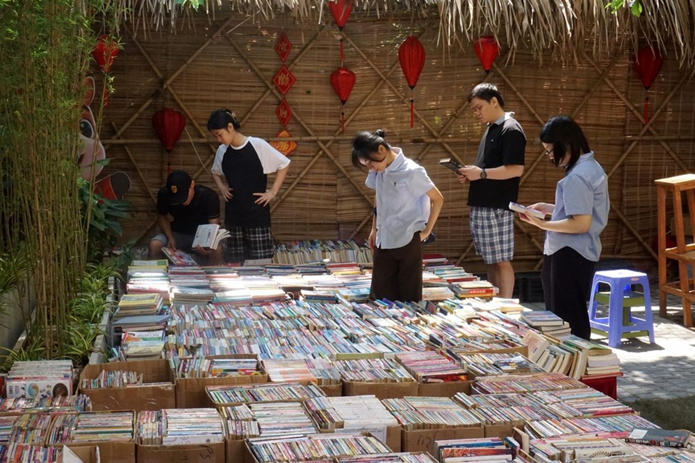 Hội sách Mừng Thống Nhất - Điểm hẹn tri thức dịp 30.4 - 1.5 - ảnh 3