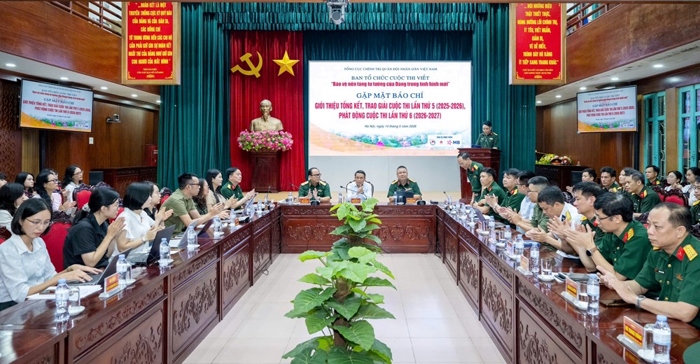 Báo chí khẳng định vai trò xung kích trong bảo vệ nền tảng tư tưởng của Đảng - ảnh 1