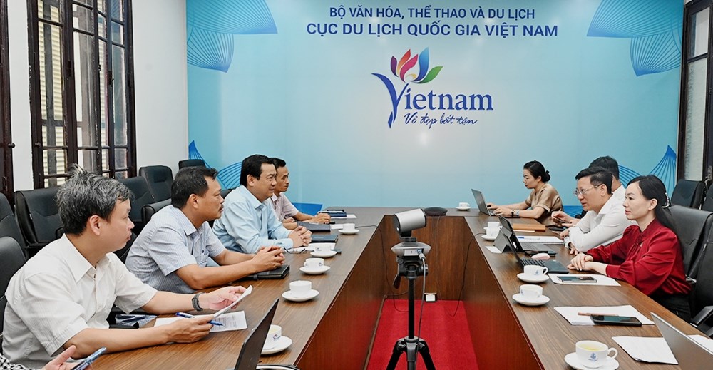 Đồng hành tháo gỡ điểm nghẽn, thúc đẩy du lịch Quảng Ninh bứt phá - ảnh 1