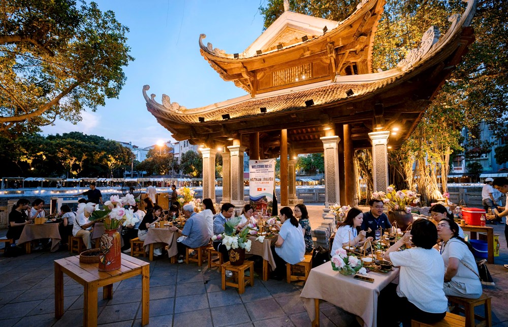 Hà Nội kể câu chuyện văn hoá để chinh phục dòng khách Nhật Bản - ảnh 1