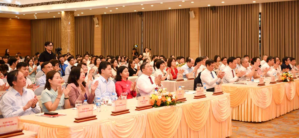 Báo cáo viên Đảng bộ Ngân hàng Nhà nước giành giải Nhất - ảnh 2