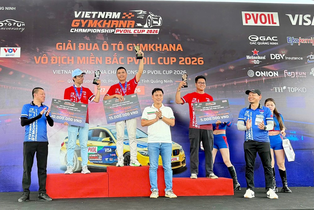 Màn trình diễn tốc độ, kỹ thuật và bản lĩnh của giới đua xe Gymkhana - ảnh 2