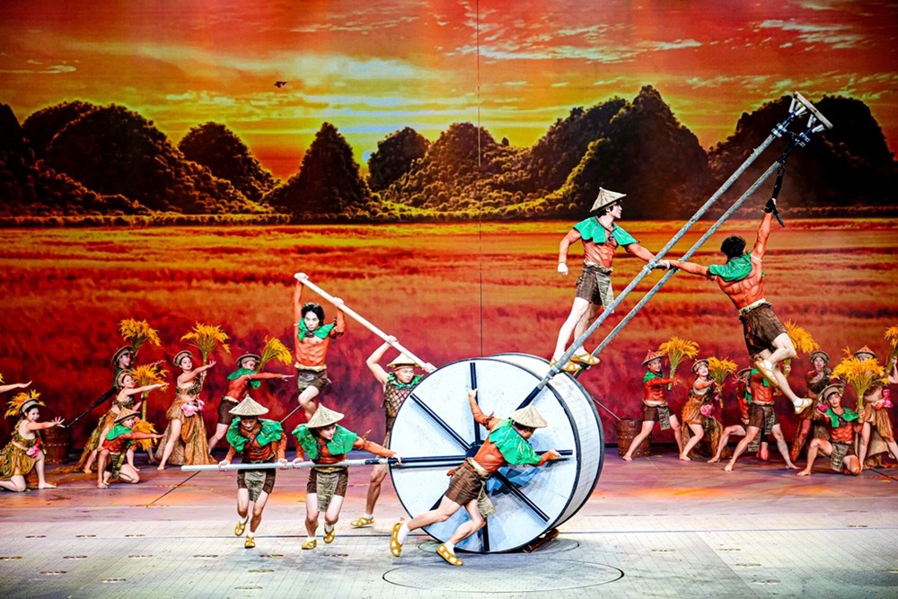 “Đất nước Thiên hùng ca”: Kể câu chuyện Việt Nam bằng “ngôn ngữ” của công nghiệp sáng tạo - ảnh 6