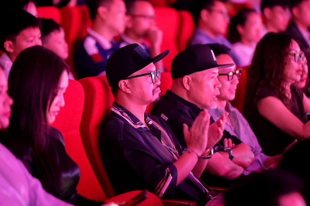 “Đất nước Thiên hùng ca”: Kể câu chuyện Việt Nam bằng “ngôn ngữ” của công nghiệp sáng tạo - ảnh 3