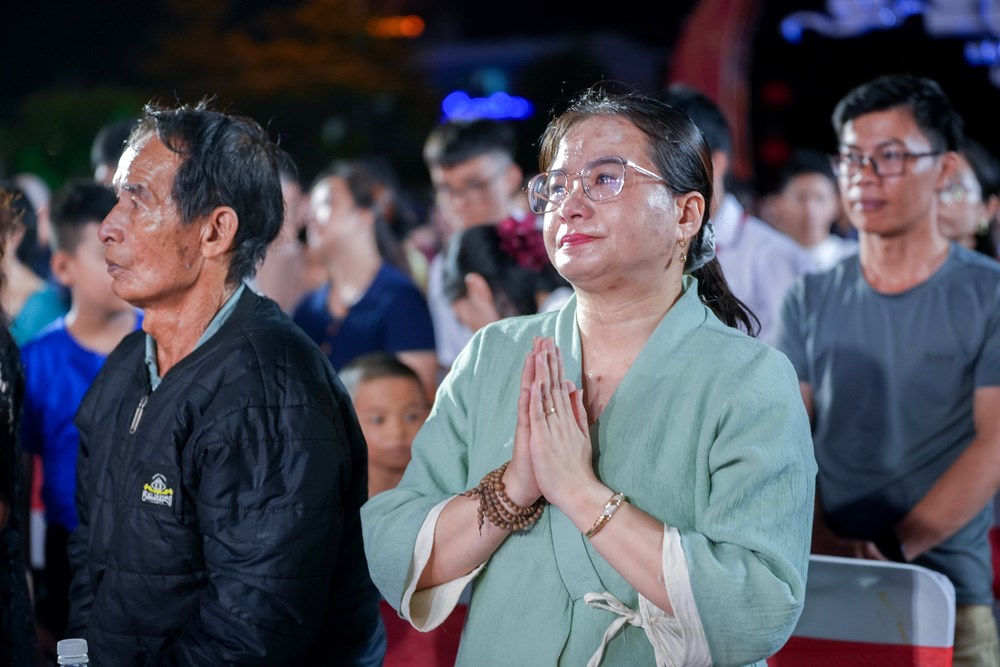 Tôn vinh Đạo Hiếu tại Lễ tri ân cha mẹ bên dòng sông Hàn - ảnh 2