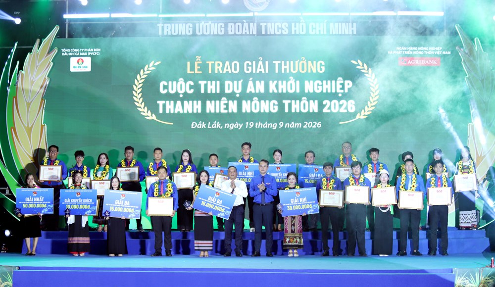Vinh danh 30 nhà nông trẻ, xuất sắc - ảnh 6