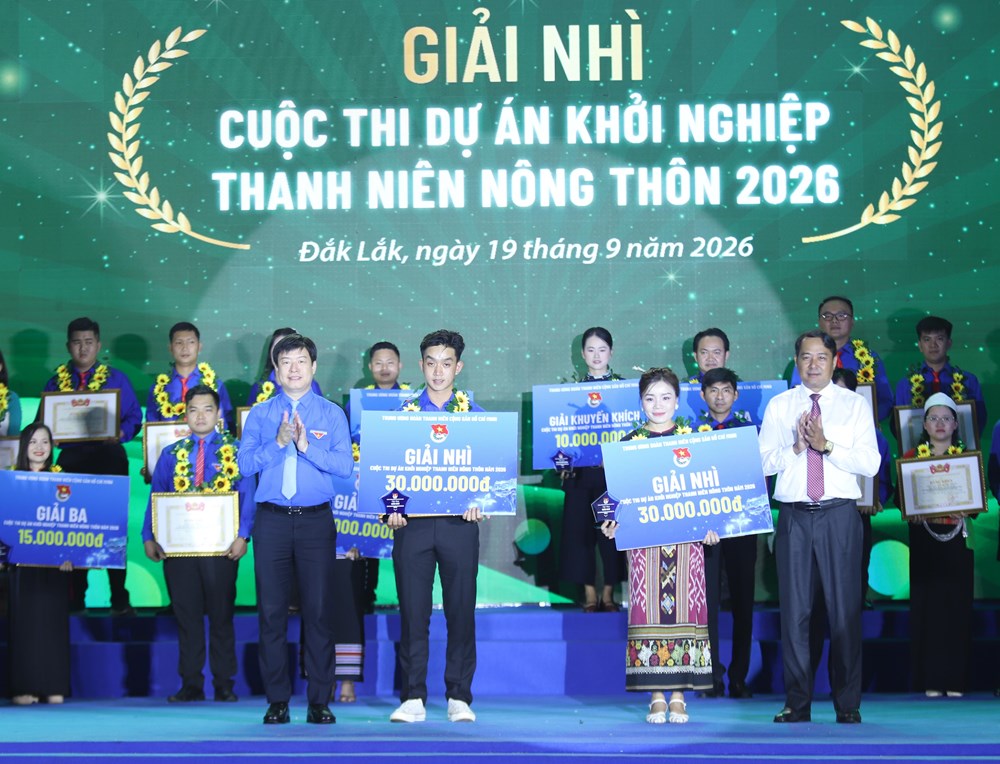 Vinh danh 30 nhà nông trẻ, xuất sắc - ảnh 8