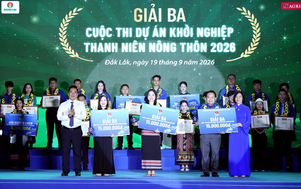 Vinh danh 30 nhà nông trẻ, xuất sắc - ảnh 9