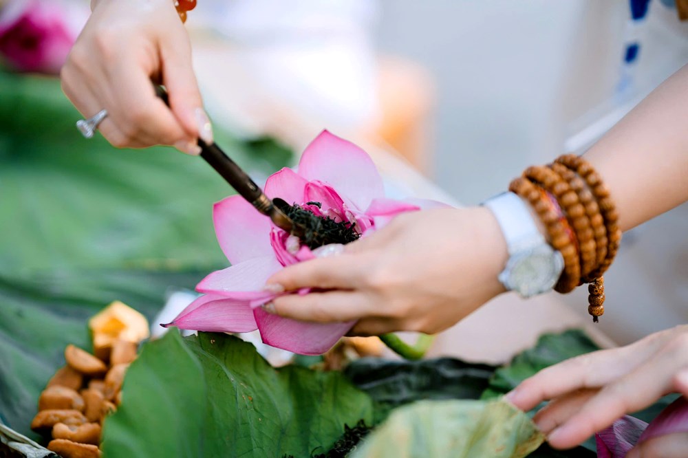Hà Nội dùng văn hóa để níu chân khách ở lại lâu hơn - ảnh 4