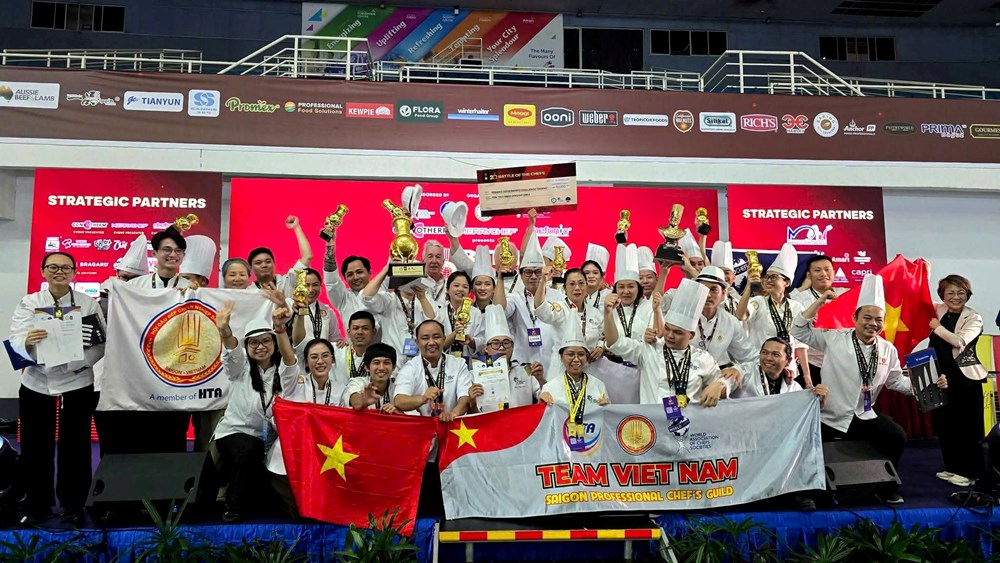 Battle of the Chefs 2026: Đội tuyển đầu bếp Việt Nam vô địch toàn đoàn - ảnh 1