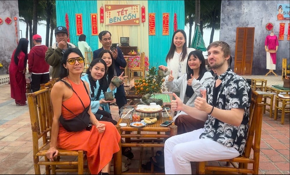 Khách Tây kể lại trải nghiệm lúc 1h sáng giữa thủ đô rồi đưa ra quyết định bất ngờ này - ảnh 4