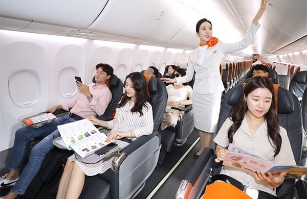 Hãng hàng không cho loạt tiếp viên nghỉ không lương, cắt gần 200 chuyến bay quốc tế trong 2 tháng - ảnh 2