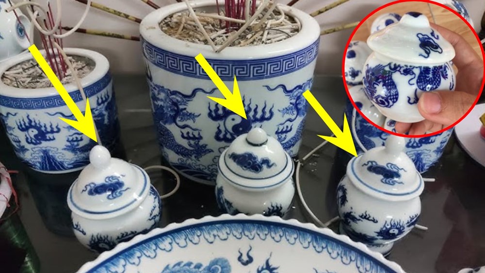 Lời khuyên với những nhà để muối, gạo trên bàn thờ - ảnh 1