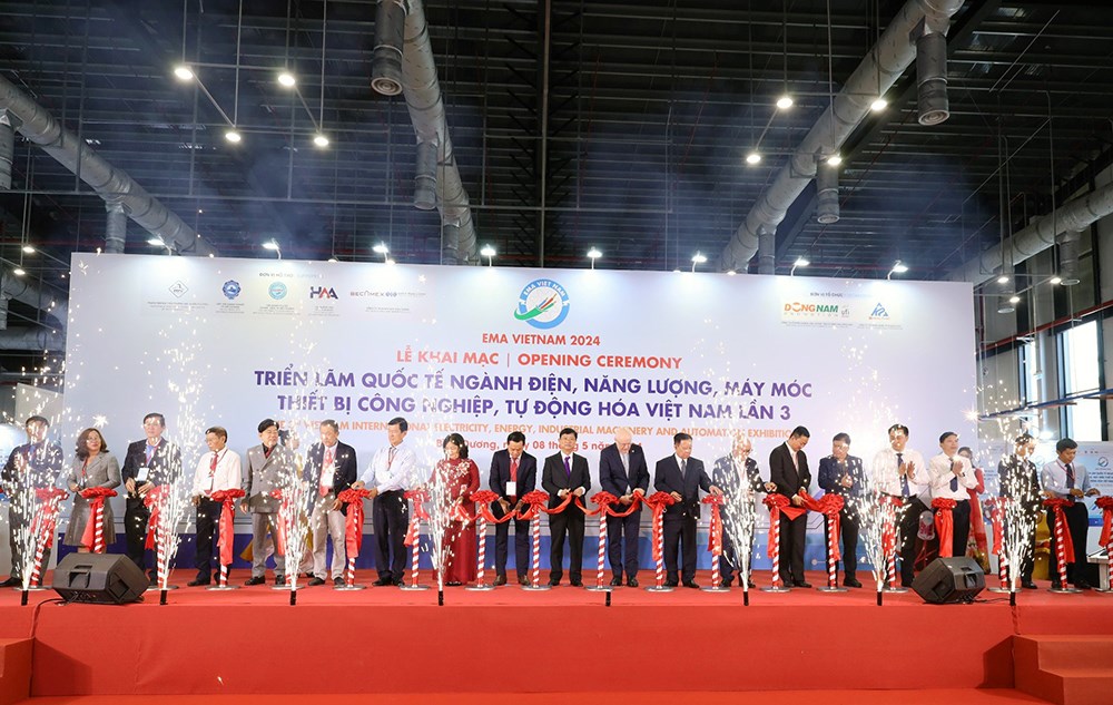 Giới thiệu đến công chúng nhiều giải pháp tiết kiệm điện hiện đại - ảnh 1