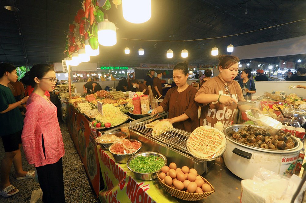 Khai hội “Mùa trái chín” Bình Dương - ảnh 3