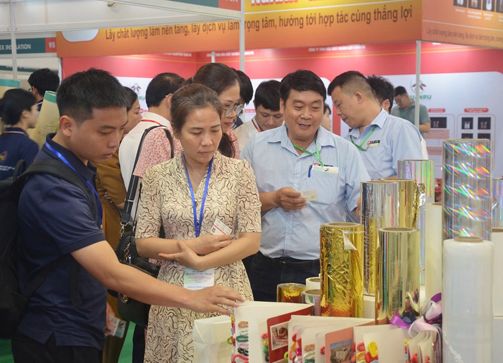 Gần 500 thương hiệu góp mặt tại Triển lãm Quốc tế Giấy và Bao bì Việt Nam - ảnh 3